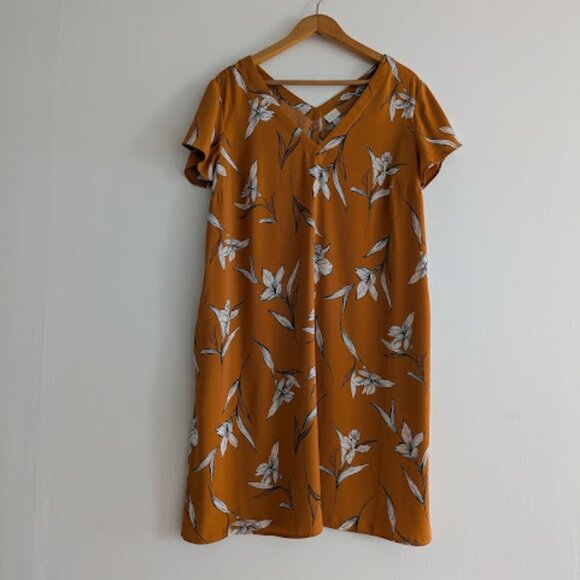 a new day Dresses & Skirts - A New Day Dark Gold Floral Shift Dress Size XXL